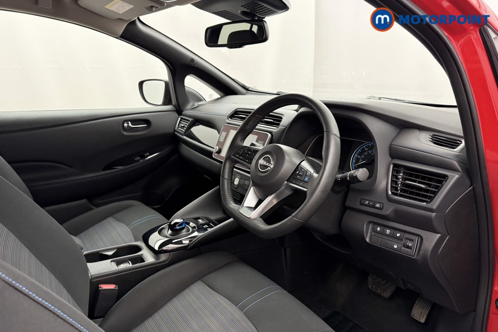 Nissan Leaf N-Connecta Automatic Electric Hatchback - Stock Number (1626711) - 1st supplementary image