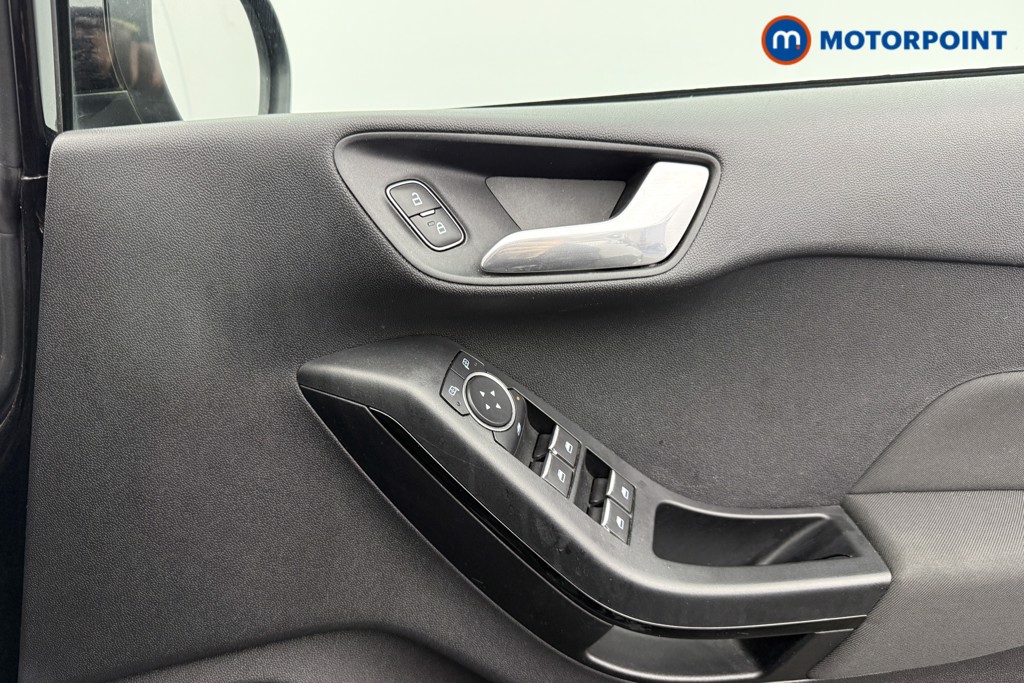 Ford Fiesta Trend Manual Petrol Hatchback - Stock Number (1627159) - 9th supplementary image