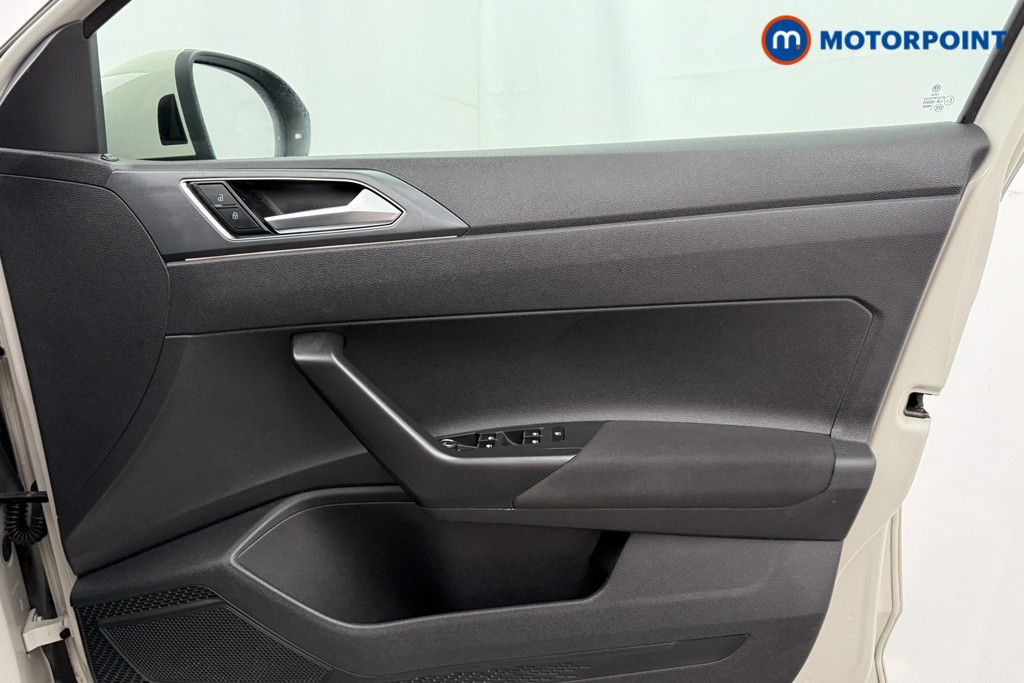 Volkswagen Taigo R-Line Automatic Petrol SUV - Stock Number (1627341) - 13th supplementary image