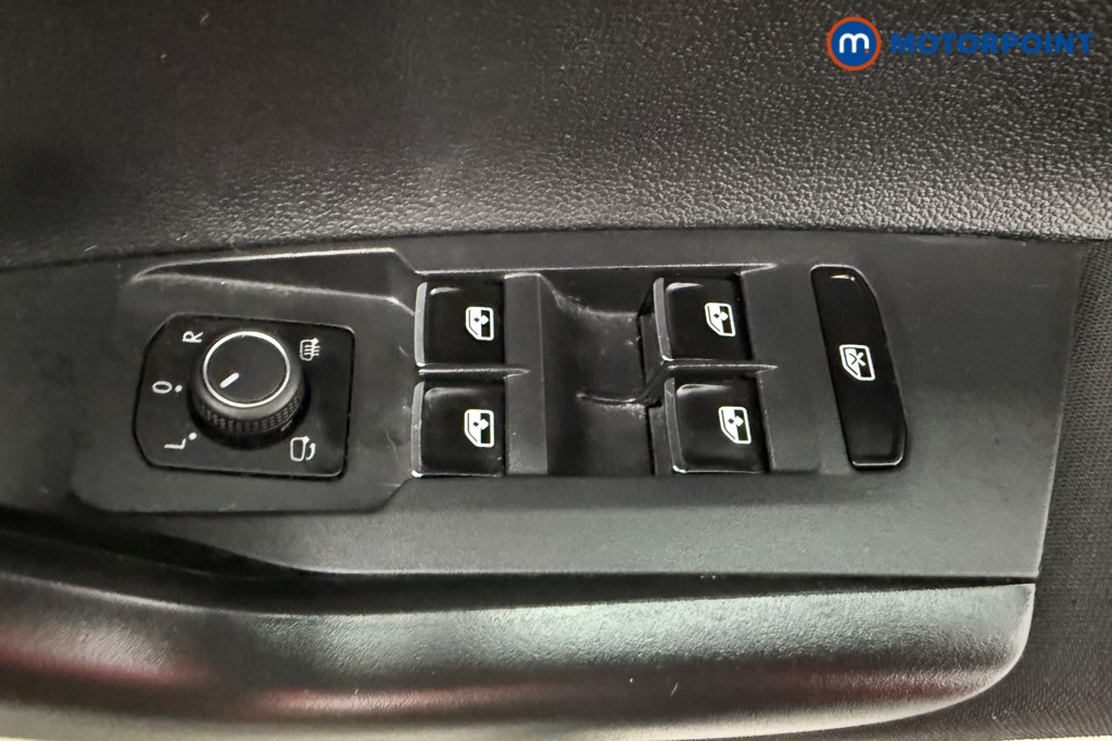 Volkswagen Taigo R-Line Automatic Petrol SUV - Stock Number (1627341) - 15th supplementary image