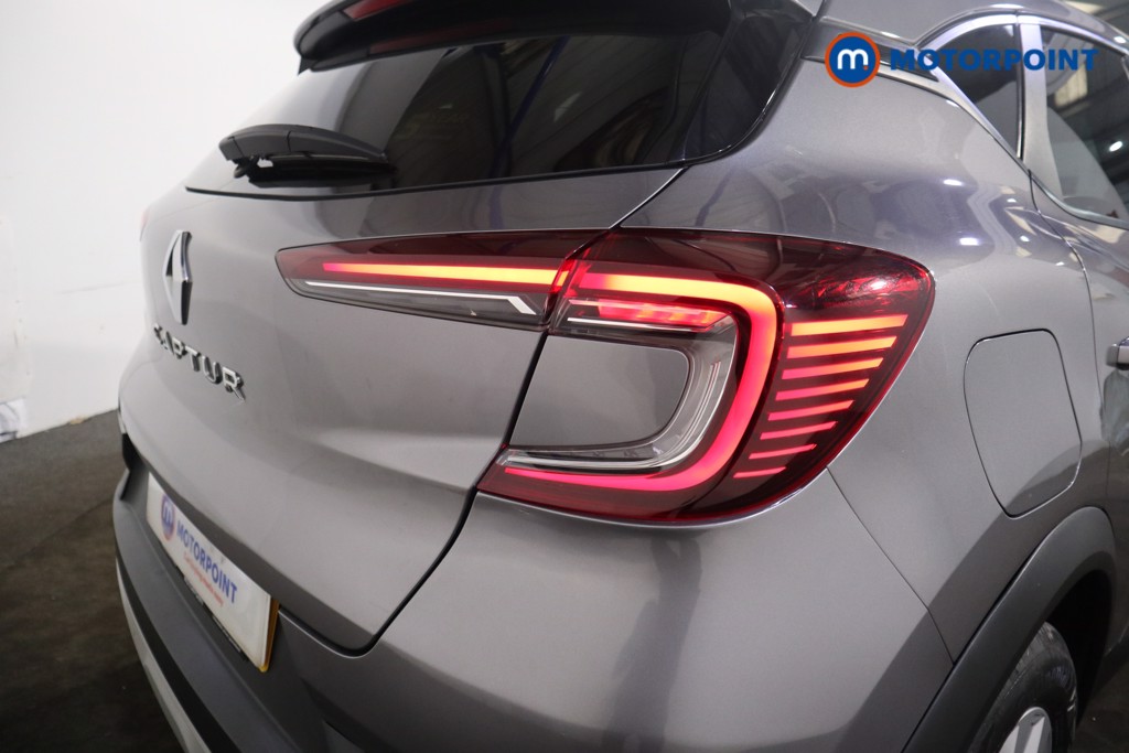 Renault Captur Iconic Edition Automatic Petrol SUV - Stock Number (1628322) - 28th supplementary image