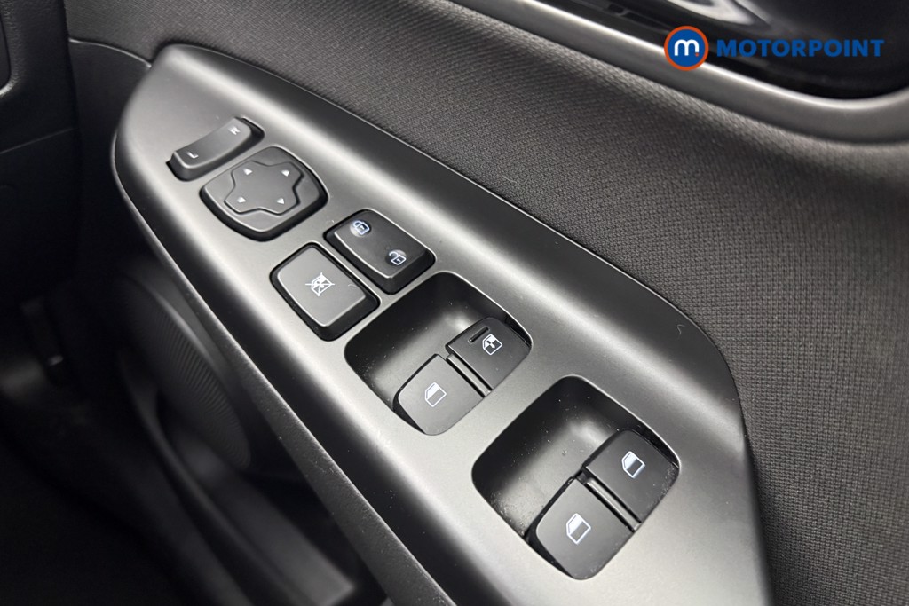 Hyundai Kona Premium Automatic Petrol-Electric Hybrid SUV - Stock Number (1628401) - 18th supplementary image