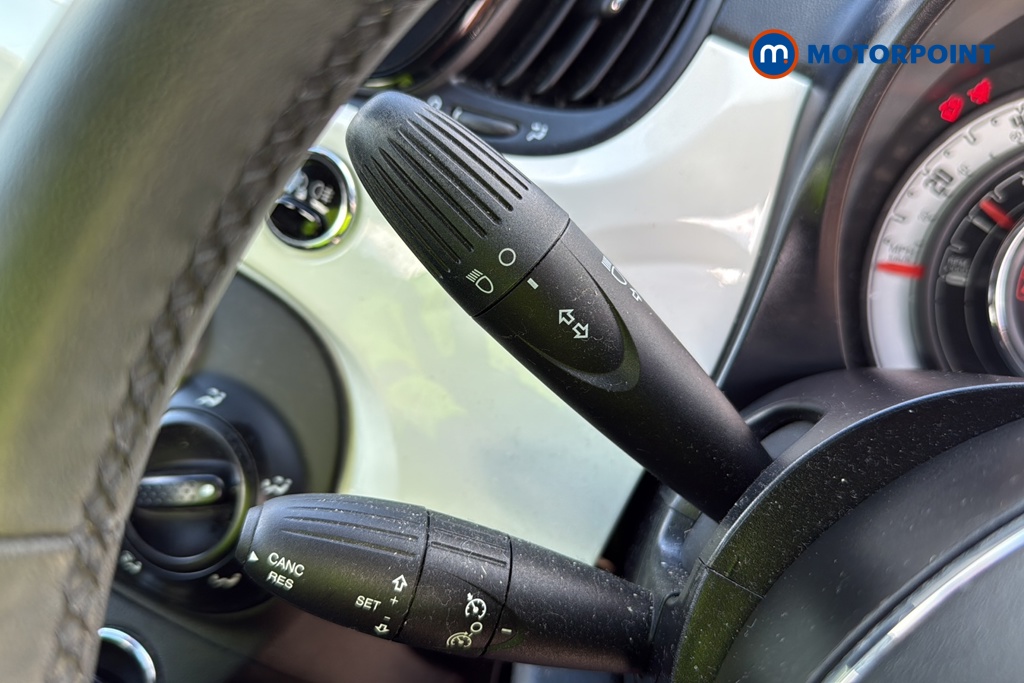 Fiat 500 Lounge Manual Petrol Hatchback - Stock Number (1628652) - 5th supplementary image