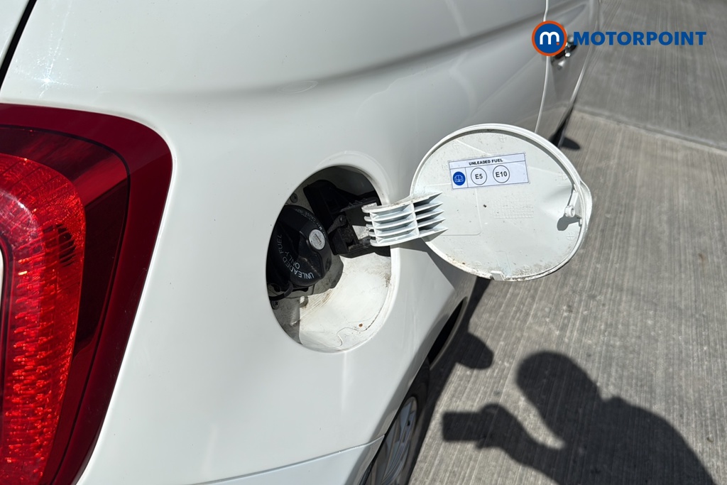 Fiat 500 Lounge Manual Petrol Hatchback - Stock Number (1628652) - 41st supplementary image