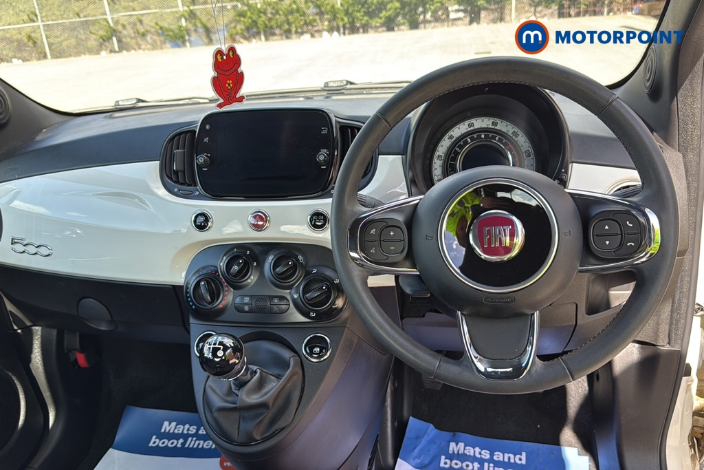 Fiat 500 Lounge Manual Petrol Hatchback - Stock Number (1628652) - 1st supplementary image