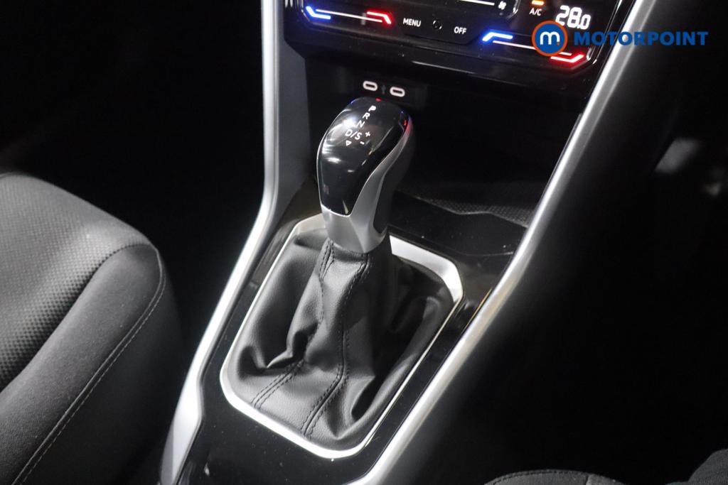 Volkswagen T-Roc Life Automatic Petrol SUV - Stock Number (1629035) - 5th supplementary image