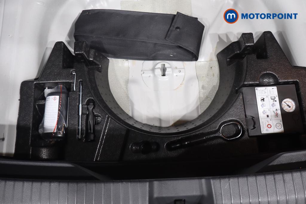 Volkswagen T-Roc Life Automatic Petrol SUV - Stock Number (1629035) - 24th supplementary image