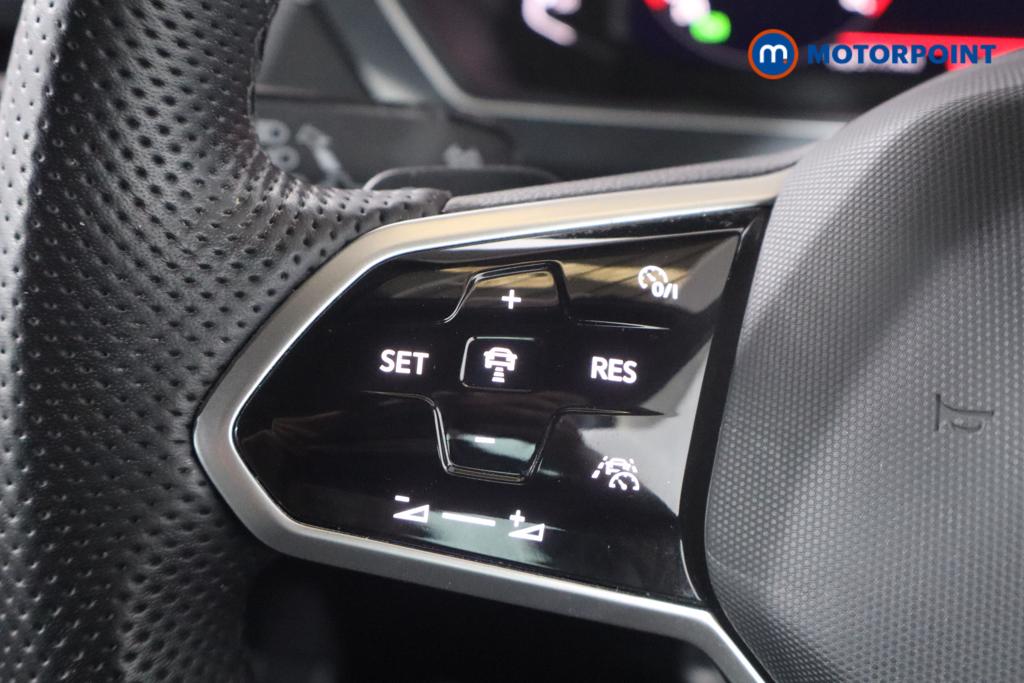 Volkswagen Tiguan R-Line Automatic Petrol SUV - Stock Number (1629036) - 8th supplementary image