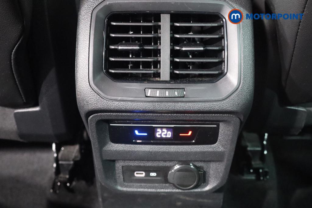 Volkswagen Tiguan R-Line Automatic Petrol SUV - Stock Number (1629036) - 23rd supplementary image