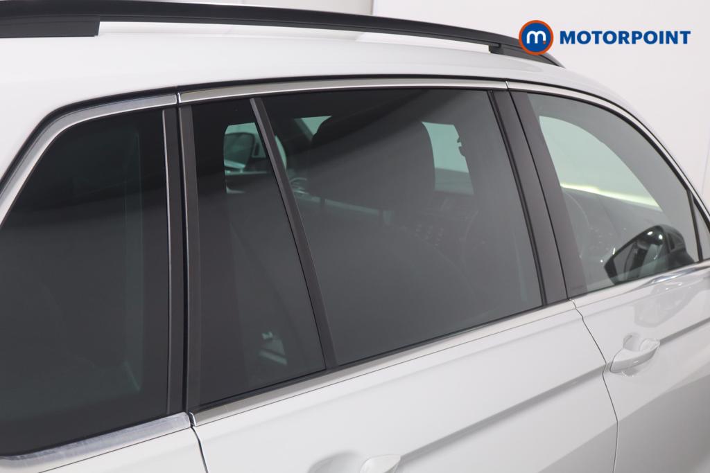 Volkswagen Tiguan R-Line Automatic Petrol SUV - Stock Number (1629036) - 28th supplementary image