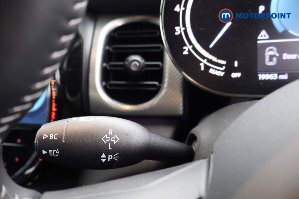 Mini Hatchback Cooper Exclusive Automatic Petrol Hatchback - Stock Number (1629776) - 5th supplementary image