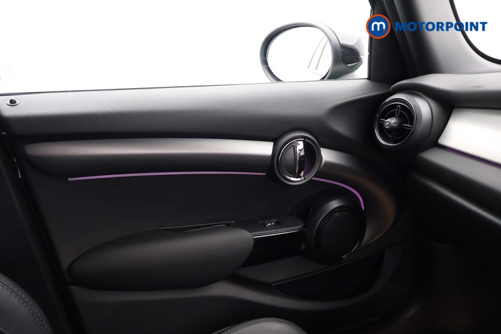 Mini Hatchback Cooper Exclusive Automatic Petrol Hatchback - Stock Number (1629776) - 10th supplementary image