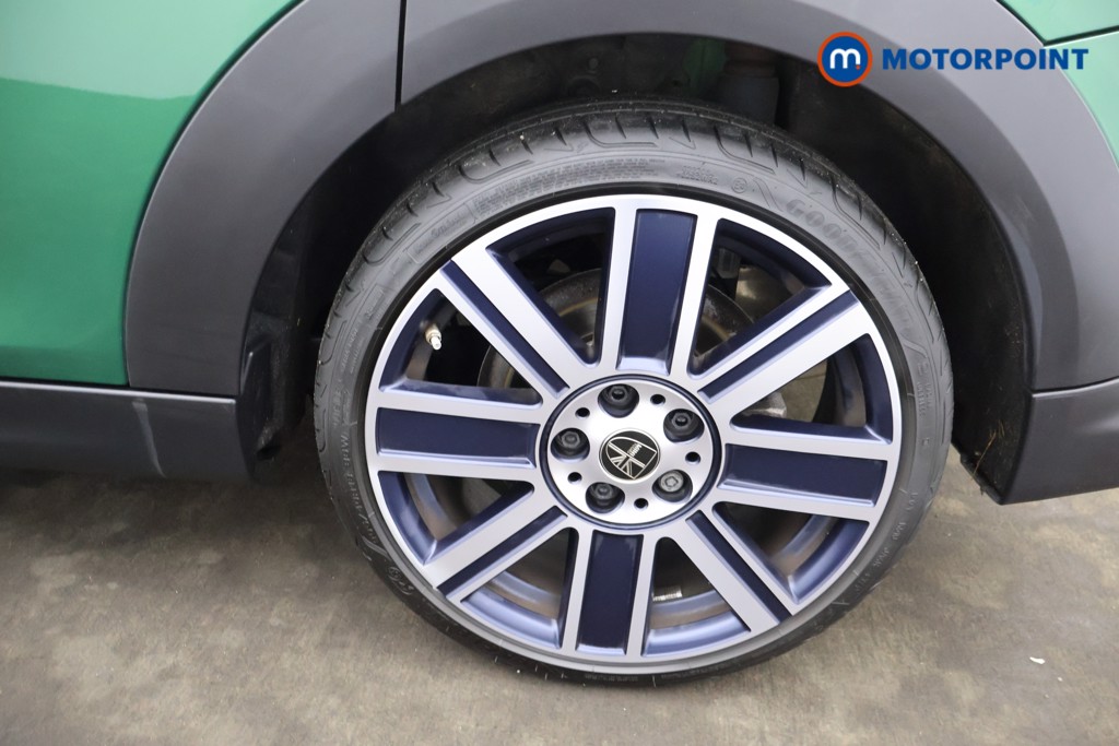 Mini Hatchback Cooper Exclusive Automatic Petrol Hatchback - Stock Number (1629776) - 23rd supplementary image