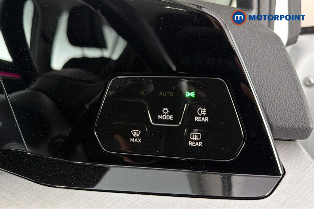 Volkswagen Golf Life Manual Petrol Hatchback - Stock Number (1629985) - 18th supplementary image