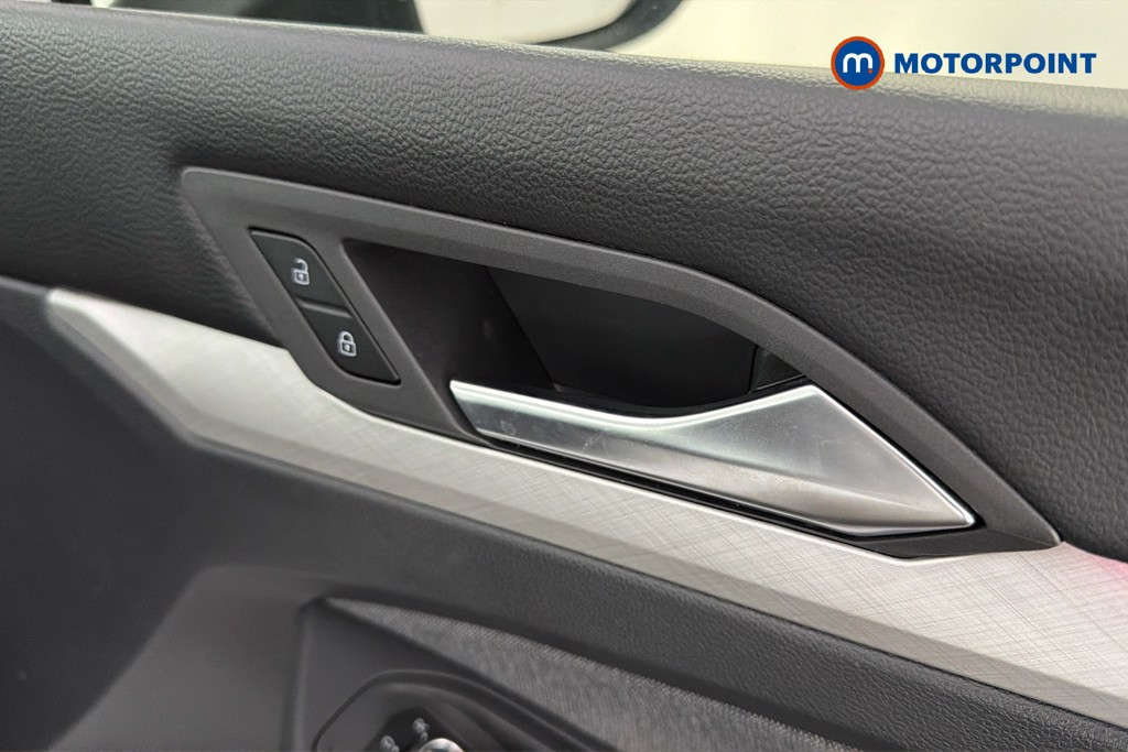 Volkswagen Golf Life Manual Petrol Hatchback - Stock Number (1629985) - 42nd supplementary image