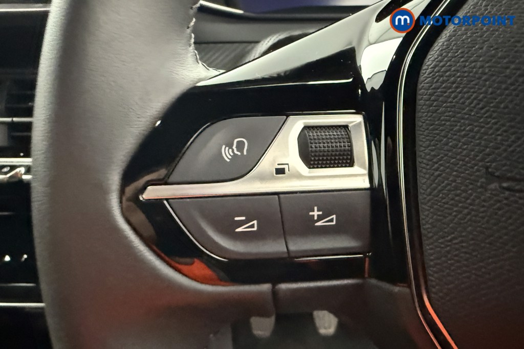 Peugeot 2008 Allure Manual Petrol SUV - Stock Number (1630175) - 3rd supplementary image
