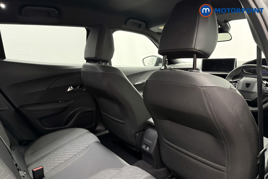 Peugeot 2008 Allure Manual Petrol SUV - Stock Number (1630175) - 17th supplementary image