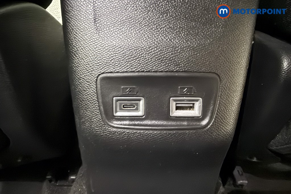 Peugeot 2008 Allure Manual Petrol SUV - Stock Number (1630175) - 18th supplementary image