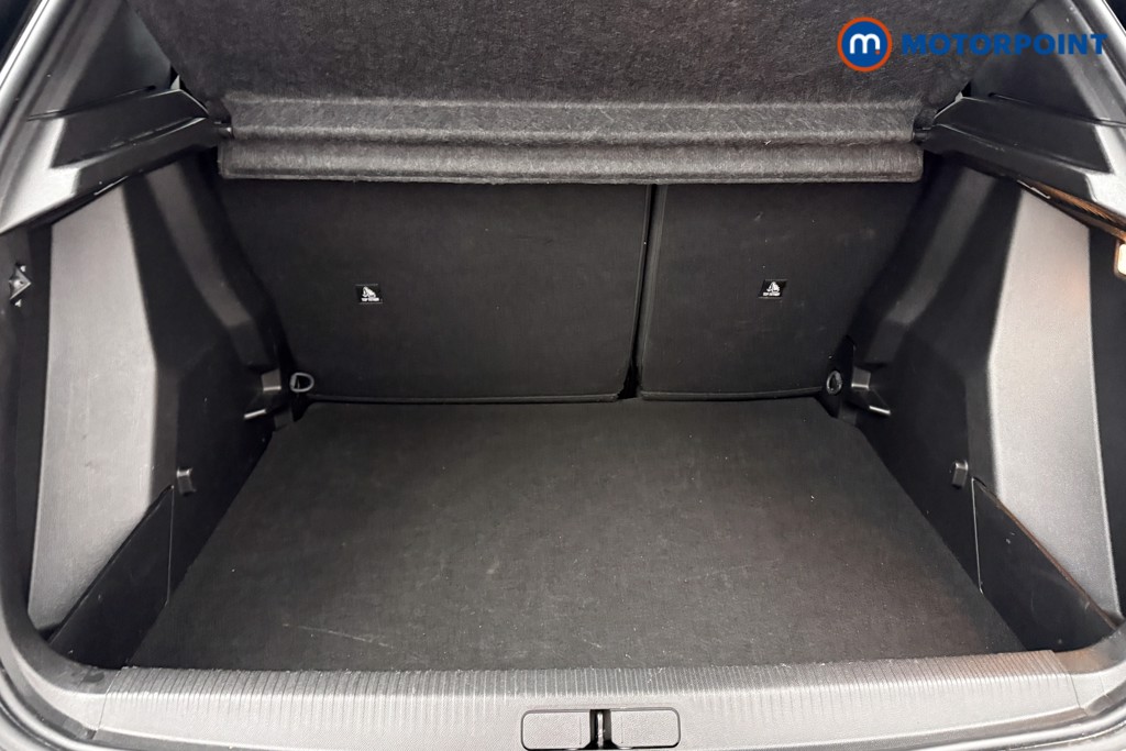 Peugeot 2008 Allure Manual Petrol SUV - Stock Number (1630175) - 20th supplementary image