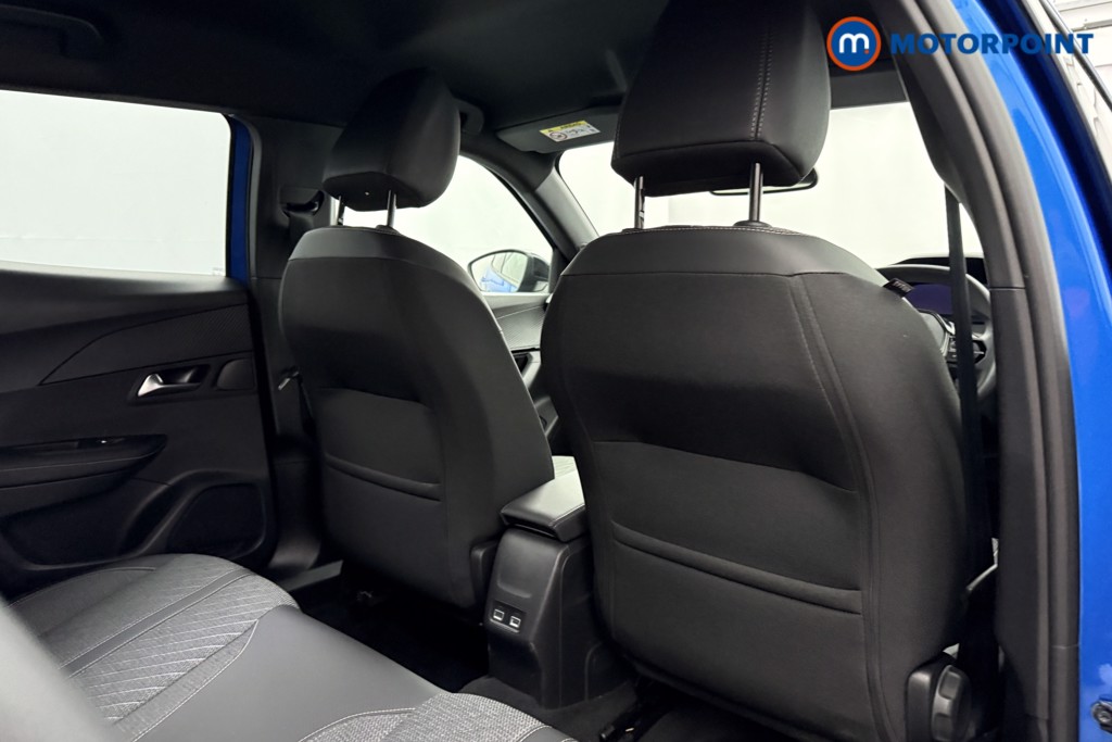 Peugeot 2008 Allure Manual Petrol SUV - Stock Number (1630223) - 17th supplementary image