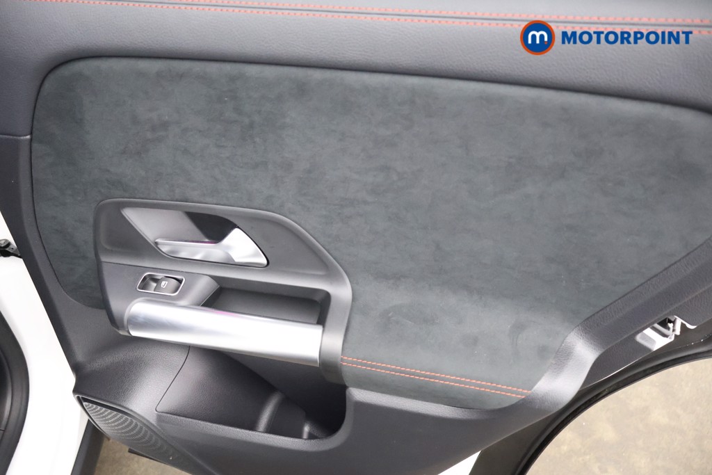 Mercedes-Benz GLA Amg Line Automatic Petrol SUV - Stock Number (1630354) - 16th supplementary image