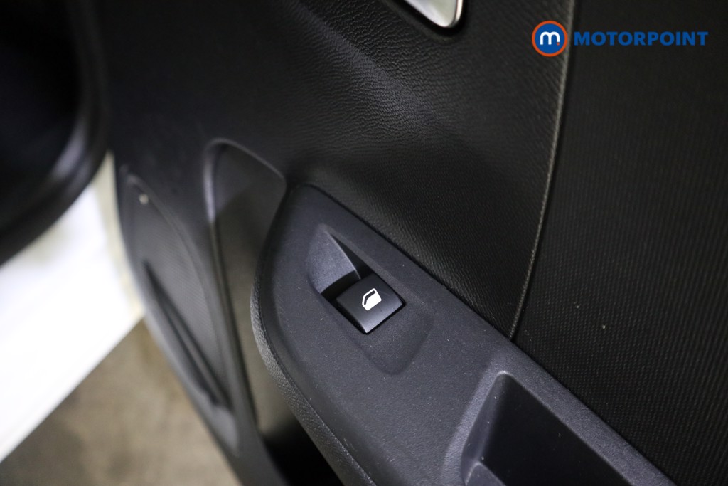 Vauxhall Corsa GS Manual Petrol Hatchback - Stock Number (1630388) - 17th supplementary image