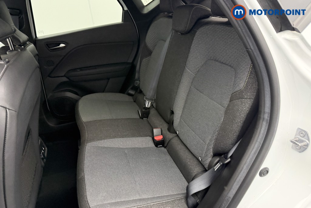 Renault Captur Techno Automatic Petrol-Electric Hybrid SUV - Stock Number (1630457) - 11th supplementary image