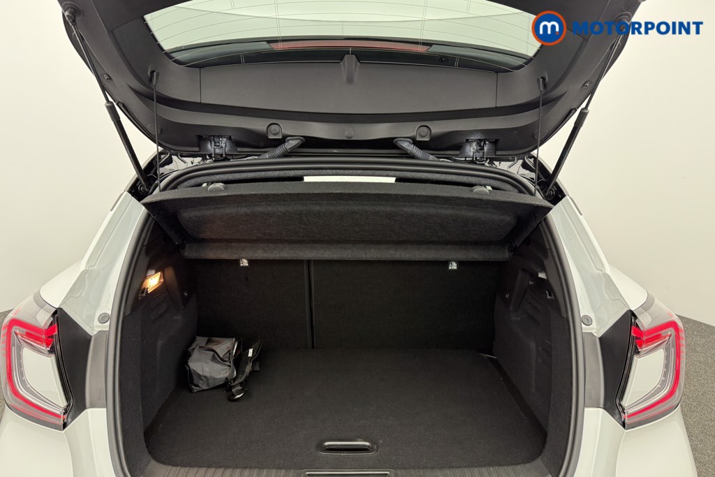Renault Captur Techno Automatic Petrol-Electric Hybrid SUV - Stock Number (1630457) - 12th supplementary image