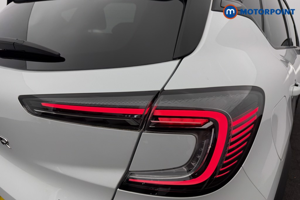 Renault Captur Techno Automatic Petrol-Electric Hybrid SUV - Stock Number (1630457) - 14th supplementary image