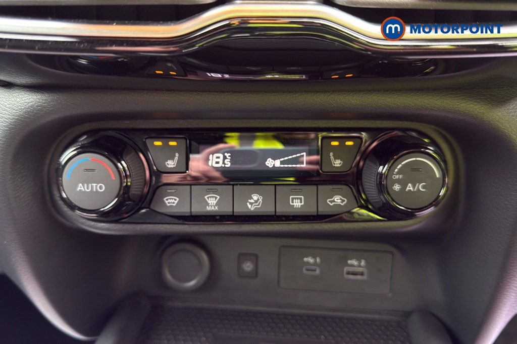 Nissan Juke Tekna Automatic Petrol SUV - Stock Number (1631258) - 12th supplementary image