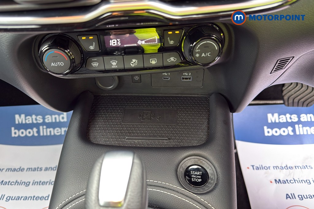 Nissan Juke Tekna Automatic Petrol SUV - Stock Number (1631258) - 17th supplementary image