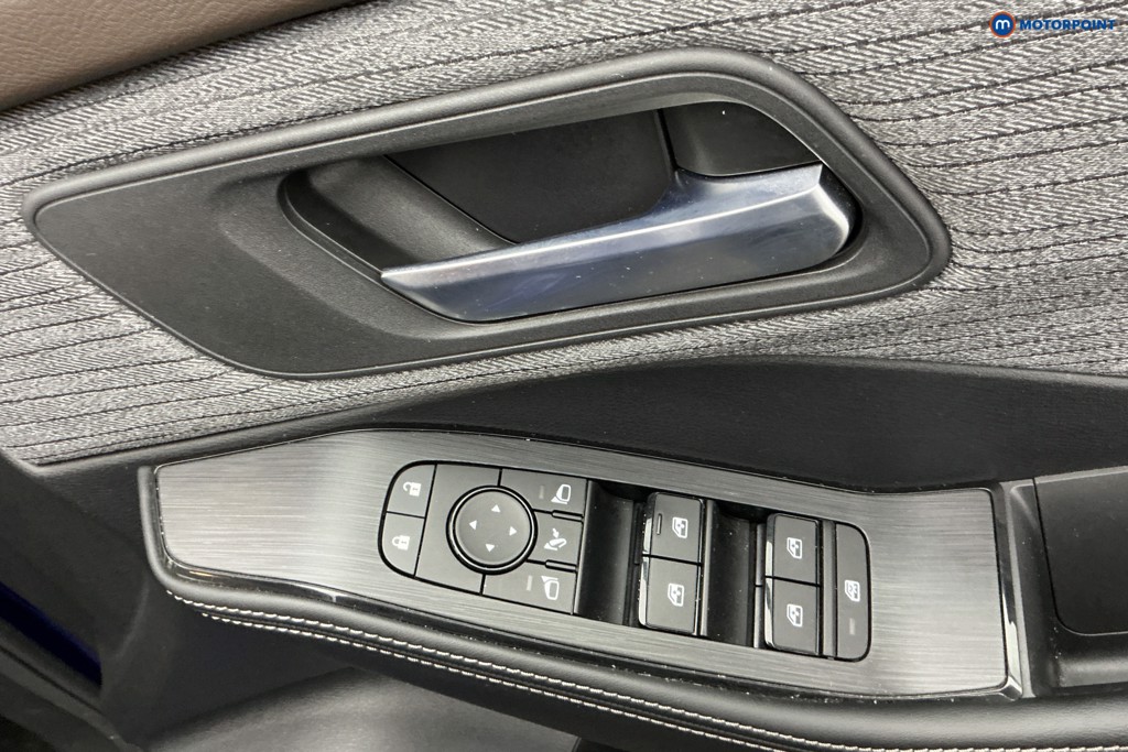 Nissan X-Trail N-Connecta Automatic Petrol-Electric Hybrid SUV - Stock Number (1631284) - 28th supplementary image