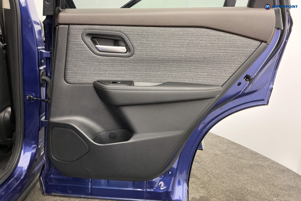 Nissan X-Trail N-Connecta Automatic Petrol-Electric Hybrid SUV - Stock Number (1631284) - 29th supplementary image