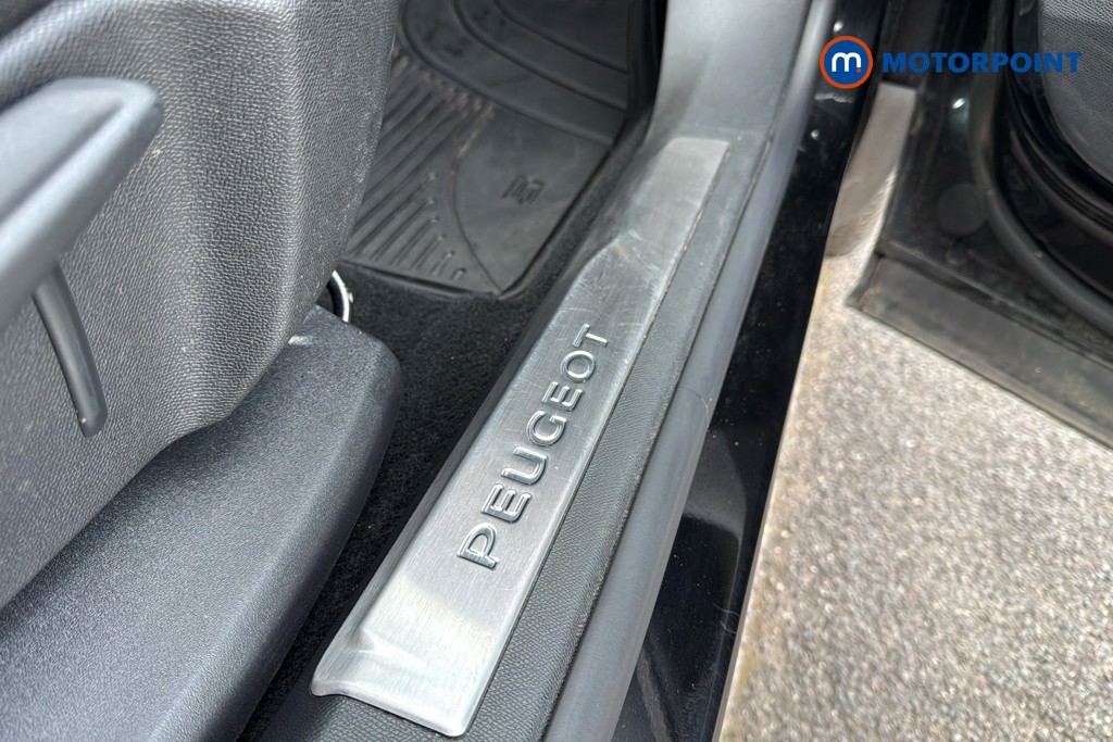 Peugeot 3008 GT Automatic Diesel SUV - Stock Number (1631693) - 27th supplementary image