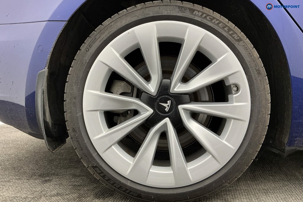 Tesla Model 3 Long Range Automatic Electric Saloon - Stock Number (1632293) - 35th supplementary image
