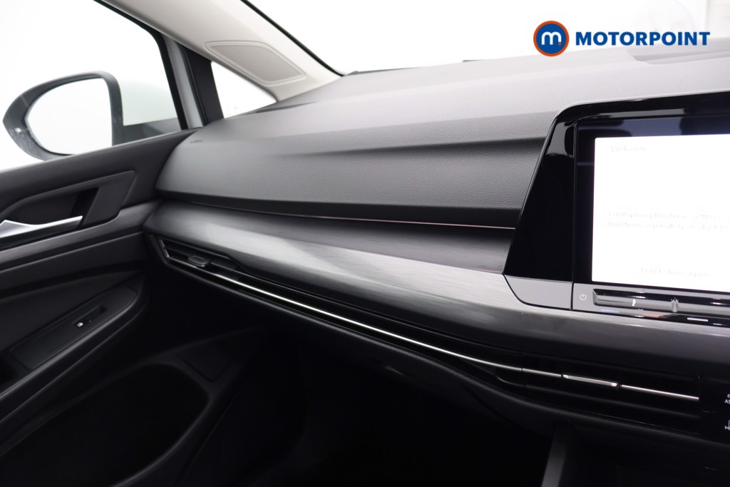 Volkswagen Golf Style Manual Petrol Hatchback - Stock Number (1632478) - 9th supplementary image