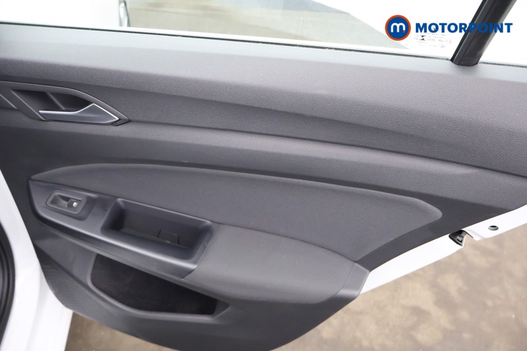 Volkswagen Golf Style Manual Petrol Hatchback - Stock Number (1632478) - 16th supplementary image