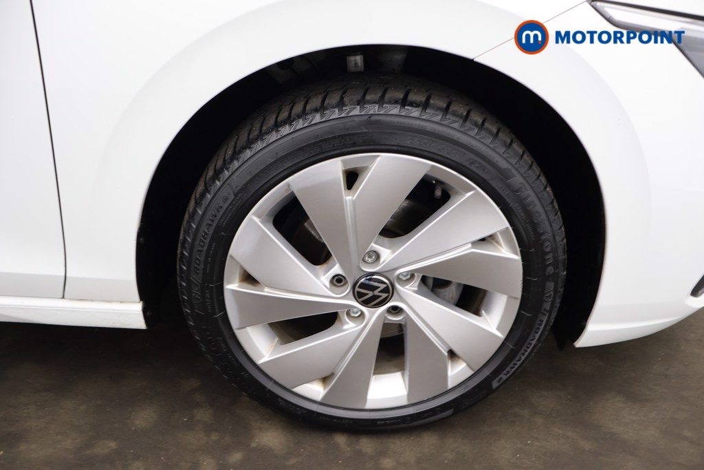 Volkswagen Golf Style Manual Petrol Hatchback - Stock Number (1632478) - 21st supplementary image