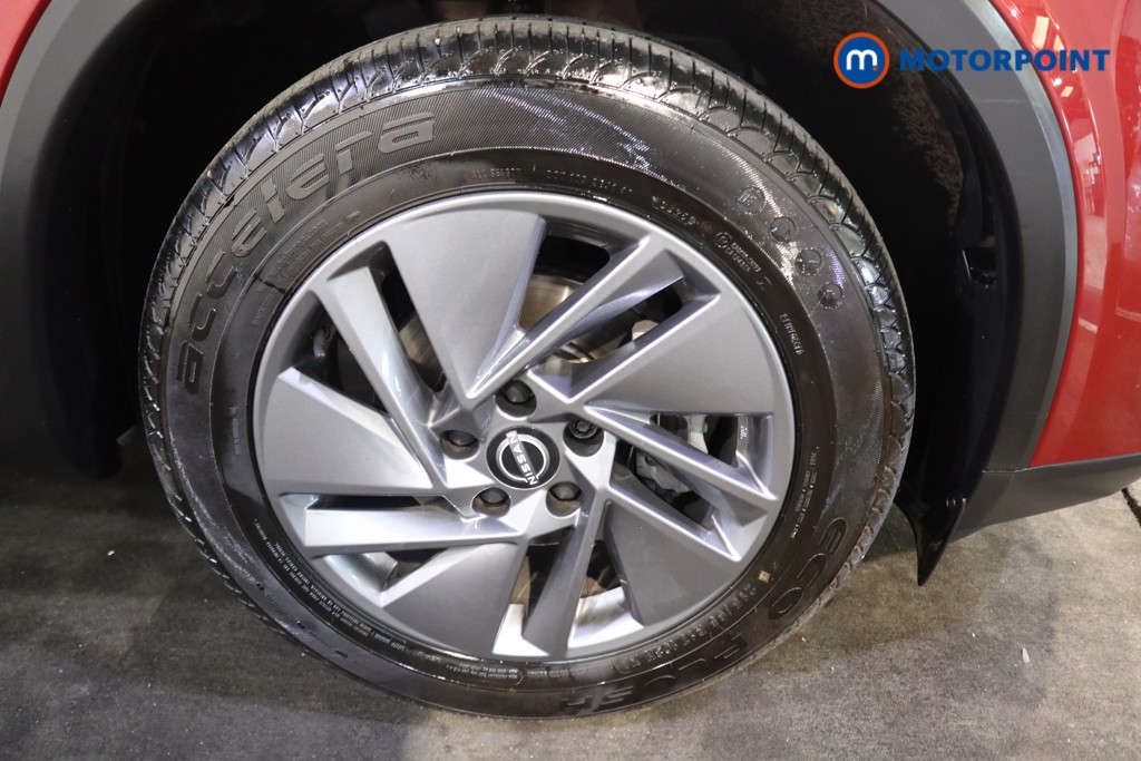 Nissan Qashqai Acenta Premium Manual Petrol SUV - Stock Number (1632858) - 21st supplementary image