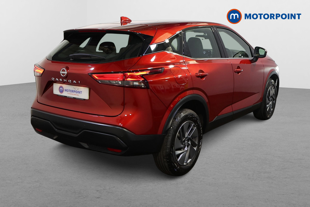 Nissan Qashqai Acenta Premium Manual Petrol SUV - Stock Number (1632858) - Drivers side rear corner