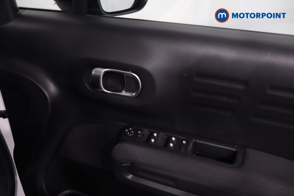 Citroen C3 Aircross Shine Manual Petrol SUV - Stock Number (1633048) - 23rd supplementary image