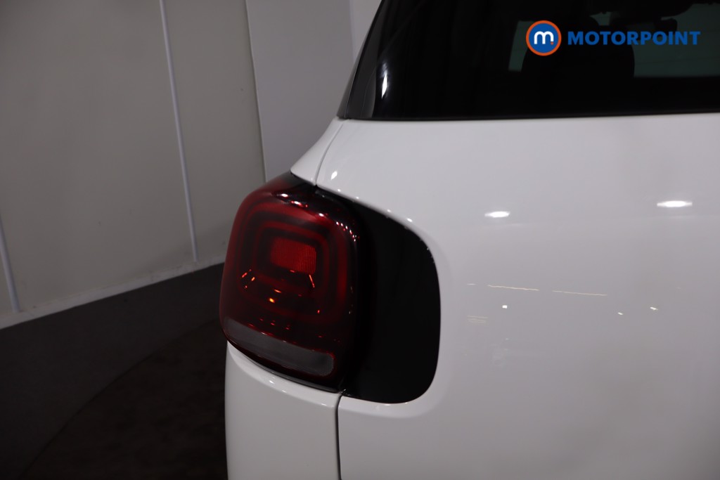 Citroen C3 Aircross Shine Manual Petrol SUV - Stock Number (1633048) - 33rd supplementary image
