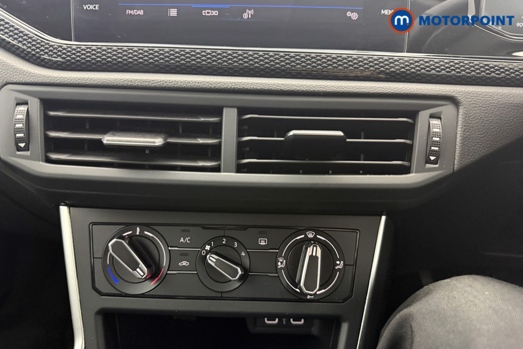 Volkswagen Polo Life Manual Petrol Hatchback - Stock Number (1633135) - 3rd supplementary image