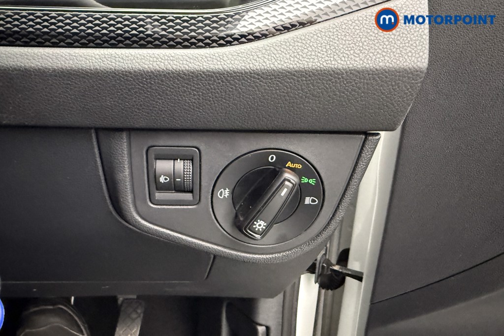 Volkswagen Polo Life Manual Petrol Hatchback - Stock Number (1633135) - 8th supplementary image