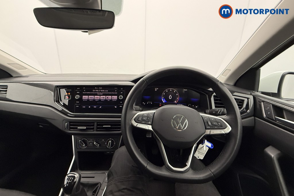 Volkswagen Polo Life Manual Petrol Hatchback - Stock Number (1633135) - 1st supplementary image