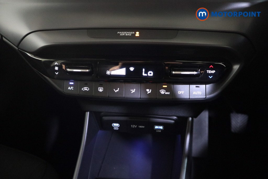 Hyundai I20 Premium Manual Petrol Hatchback - Stock Number (1633214) - 7th supplementary image