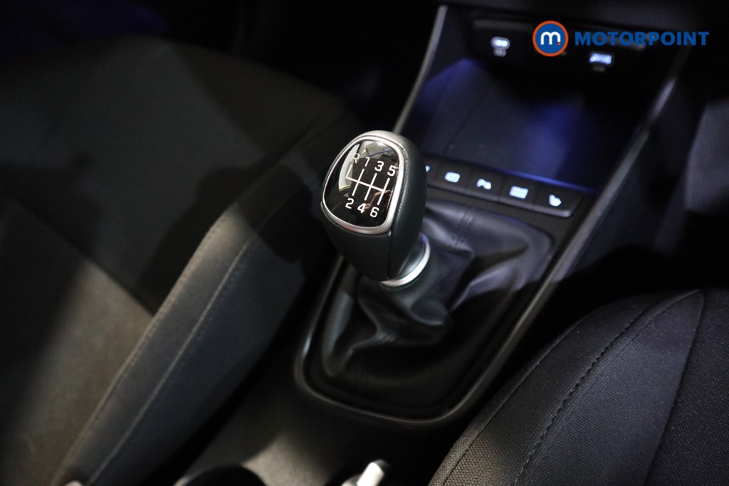 Hyundai I20 Premium Manual Petrol Hatchback - Stock Number (1633214) - 9th supplementary image