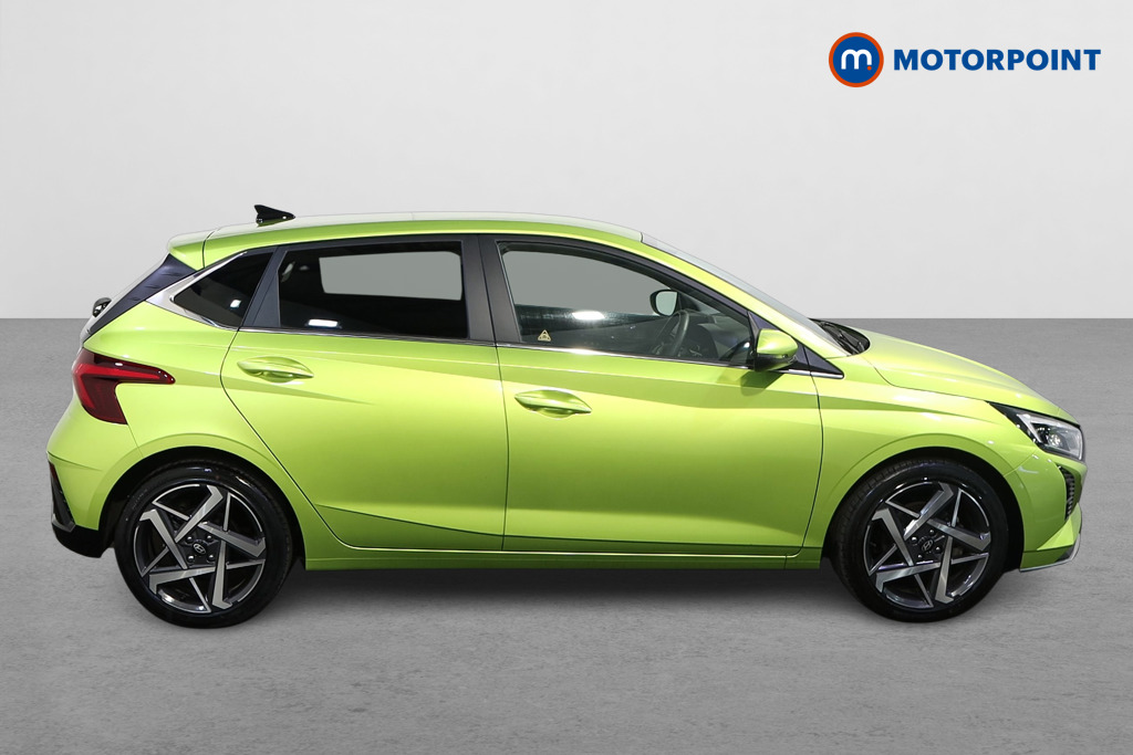 Hyundai I20 Premium Manual Petrol Hatchback - Stock Number (1633214) - Drivers side