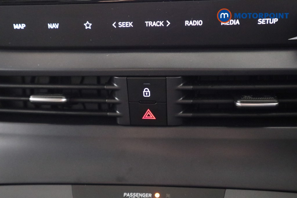 Hyundai I20 Premium Manual Petrol Hatchback - Stock Number (1633219) - 7th supplementary image