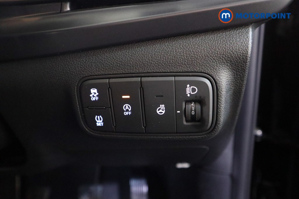 Hyundai I20 Premium Manual Petrol Hatchback - Stock Number (1633219) - 12th supplementary image